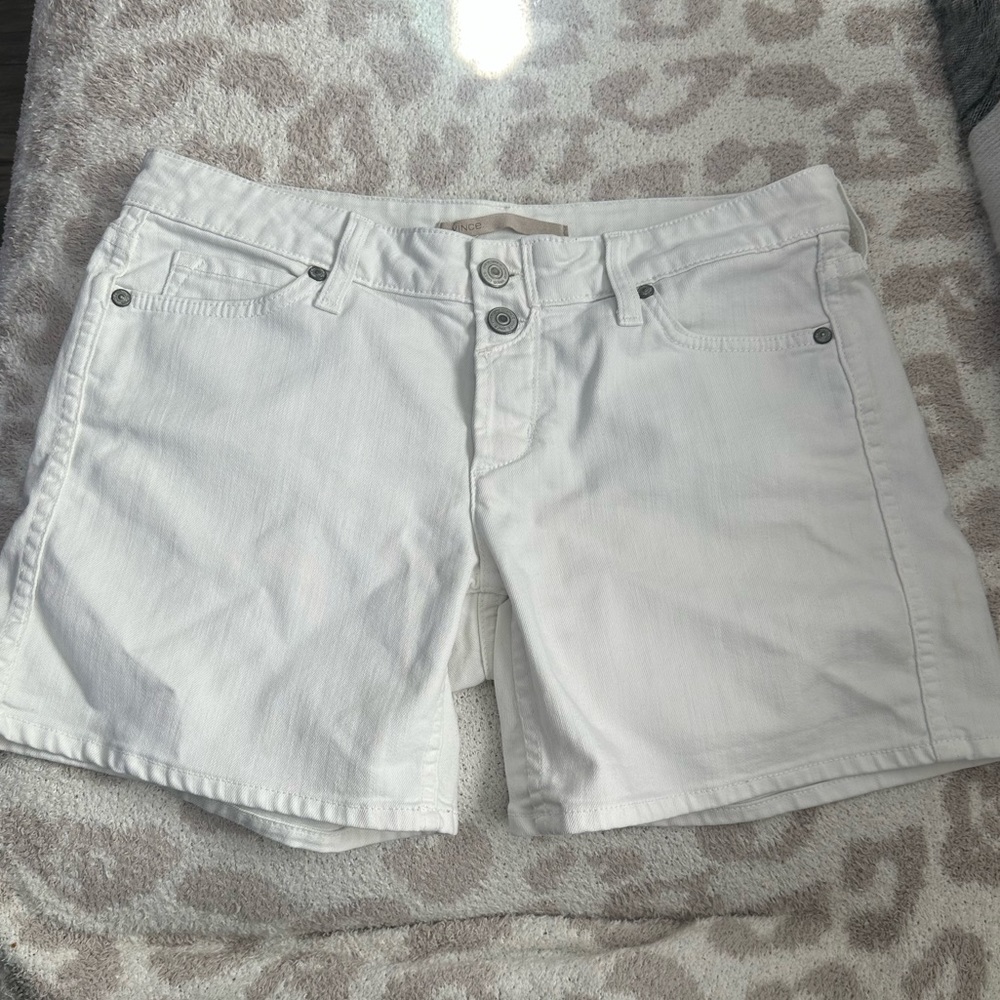 Vince Women’s White Denim Shorts Size 28